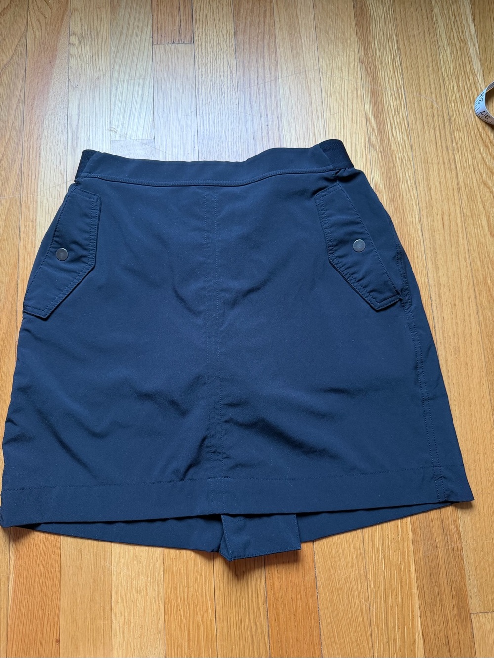 Athleta Vienna Cargo Skort Size 8 Black Golf/Tennis